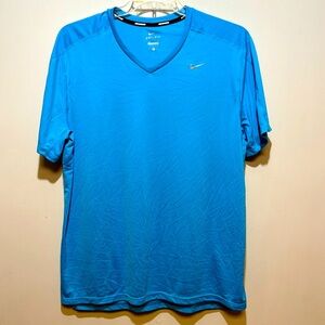 Nike women’s DRI-FIT v-neck t-shirt
